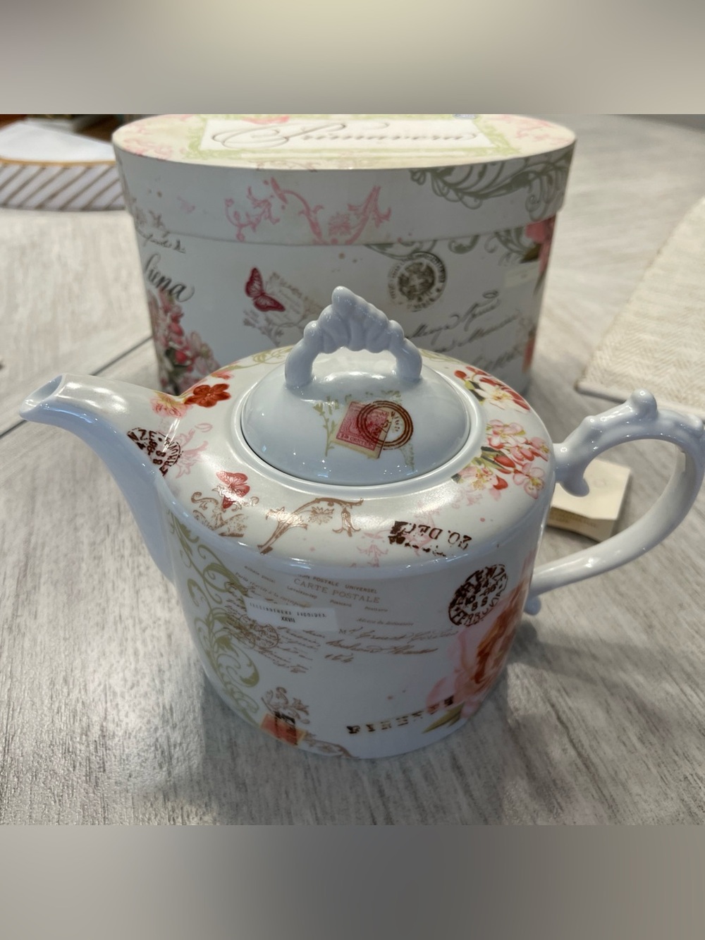 ROSANNA PRIMAVERA COLLECTIBLE TEAPOT  6 Cups 48 OZ